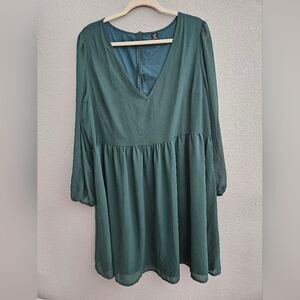 Shein Curve Chic Green V-Neck Dress